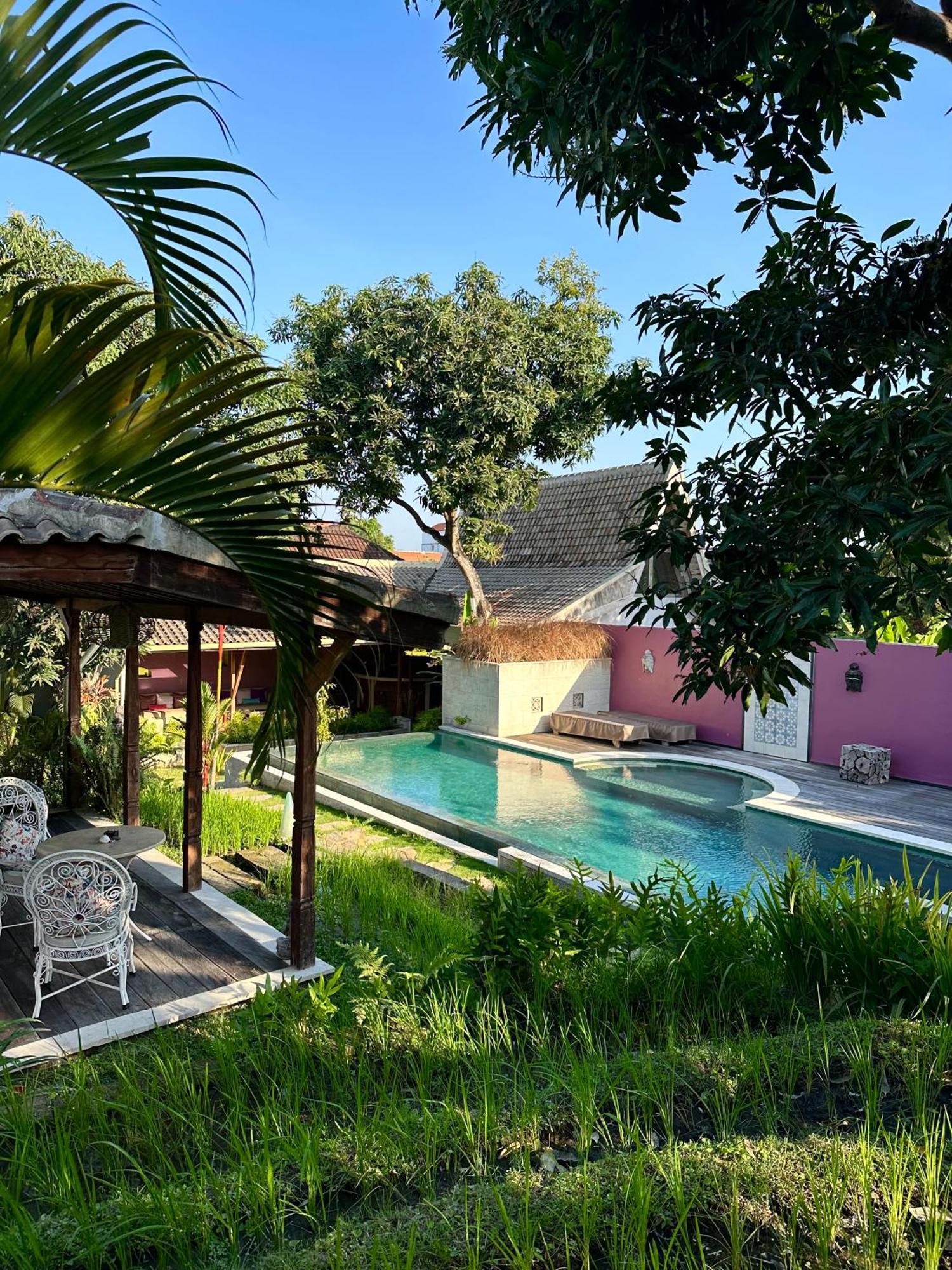 Guesthouse Mooz Canggu Exterior foto
