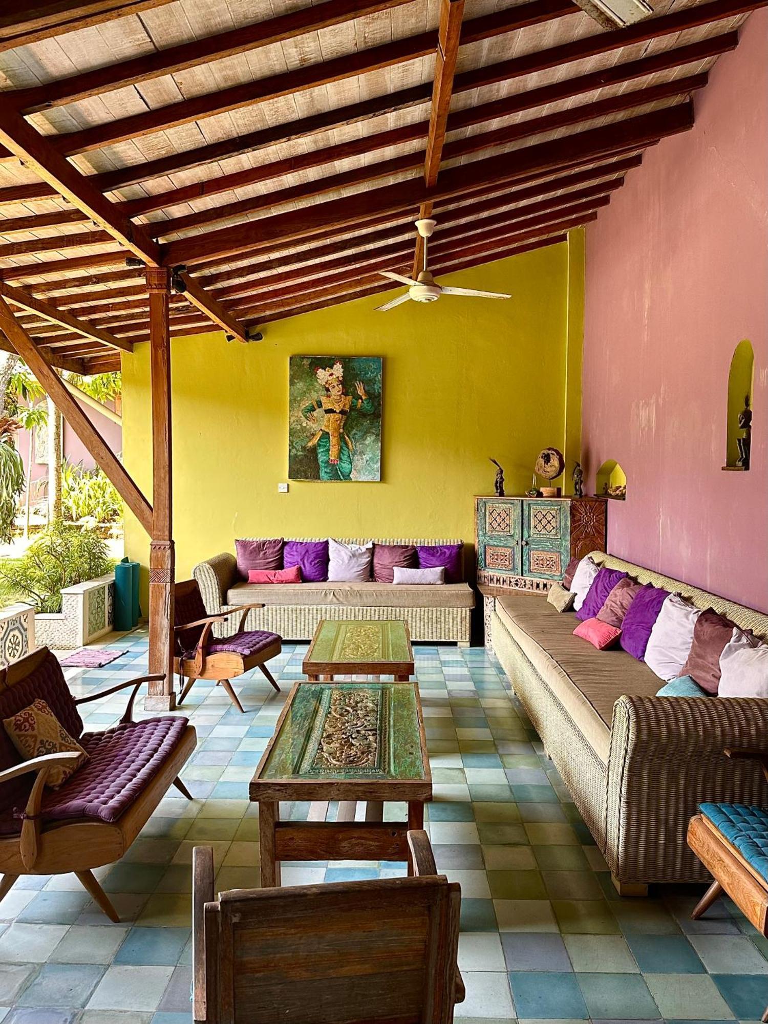 Guesthouse Mooz Canggu Exterior foto