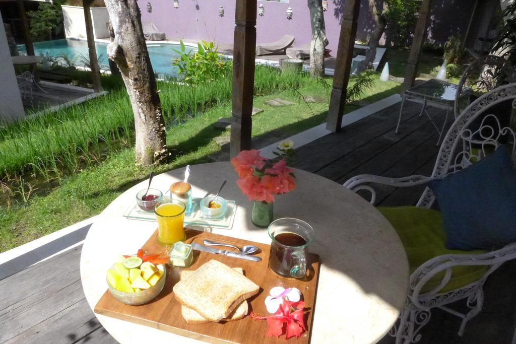Guesthouse Mooz Canggu Exterior foto